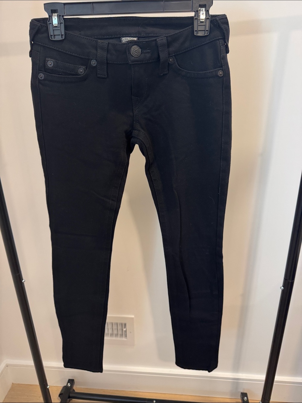 True Religion Black Women's Skinny Jeans - Slim Rise